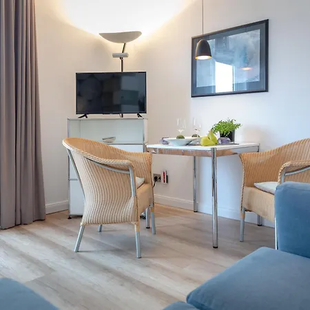 Апартаменты Strandnah Westerland *